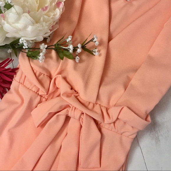 *LAST ONE* 1970s Vintage Designed Peach Jumpsuit - Picture 4 of 8